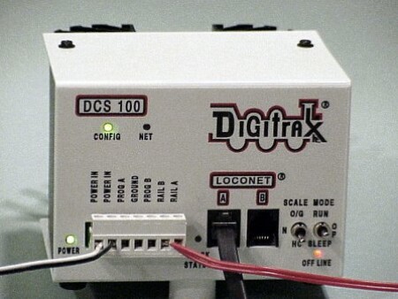 digitrax dcs100 control station